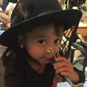 Meet your Posher, Gregory